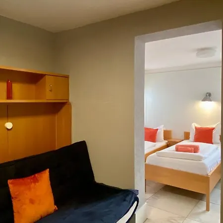 M-Hotel-2